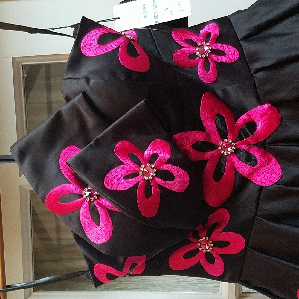 NWT Terani Couture Size 6 Strapless Short Fushia and Black Dress